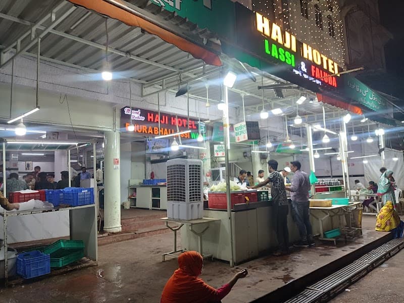 Haji Hotel Lassi & Faluda Itwara Bazar