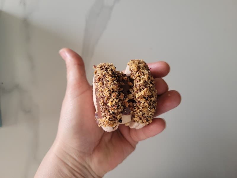 Bakenary pastries