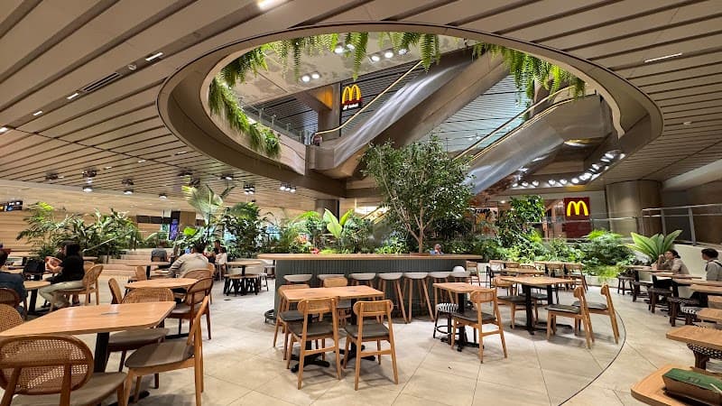 Heavenly Wang Terminal 2 Changi Airport in Singapore