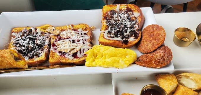 Egg & Berry Café in Orland Park