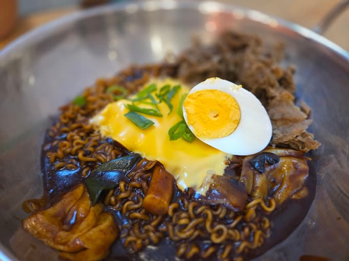 Photo of Sinjeon (신전 떡볶이 리버풀 스트릿)