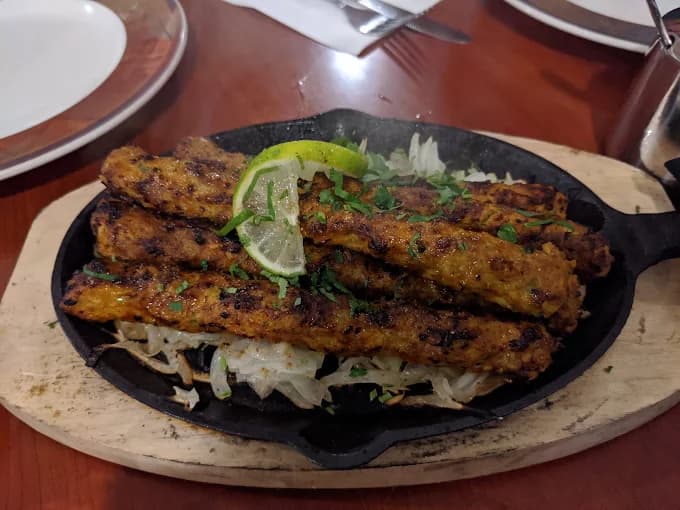 Naan N' Curry in Renton