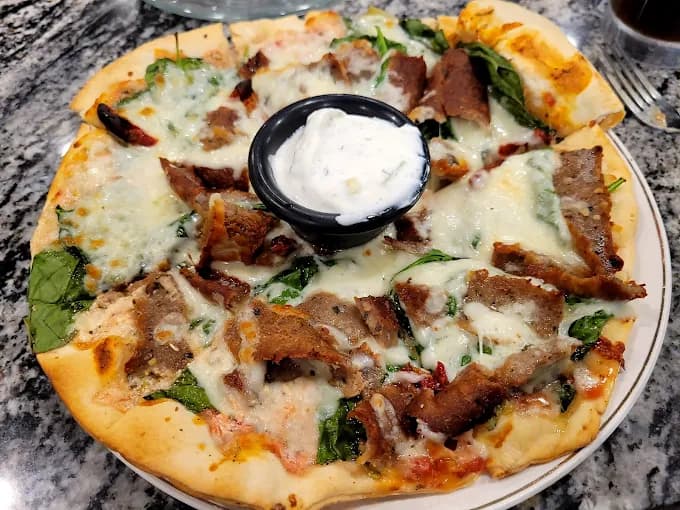 Layla's Gyros and Pizzeria in Little Rock