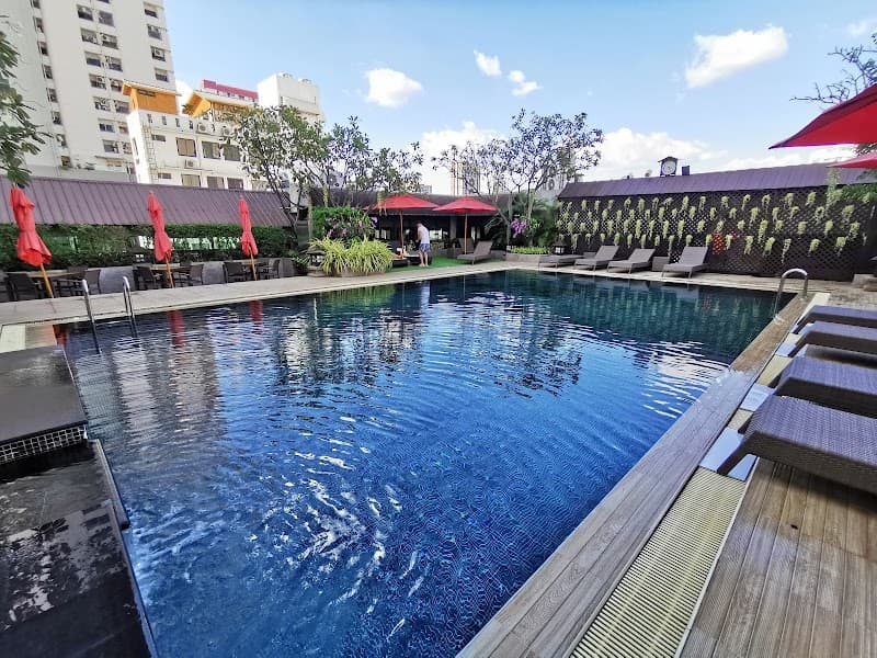 Centre Point Petchburi 15 Food Court