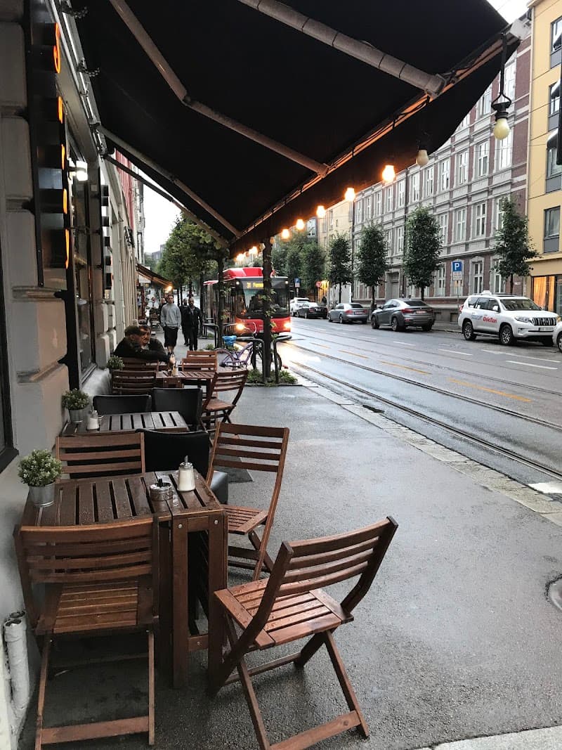 Istanbul Kebab & Bakeri