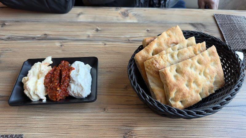 Köz Urfa Ocakbasi in Duisburg
