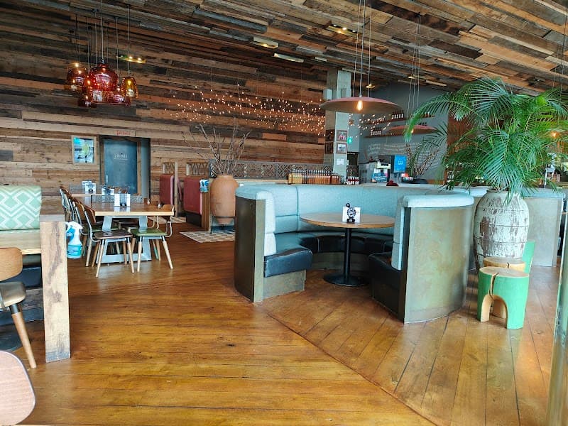 Nando's