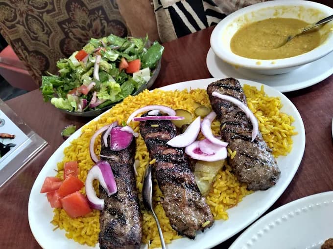 Taza Fresh Grill in Southgate