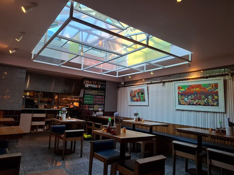Le Bijou d'Ange in Islington