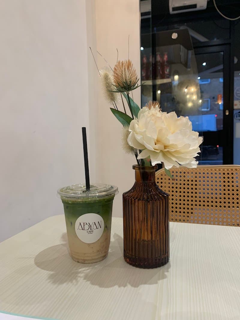 Café Azan in Islington