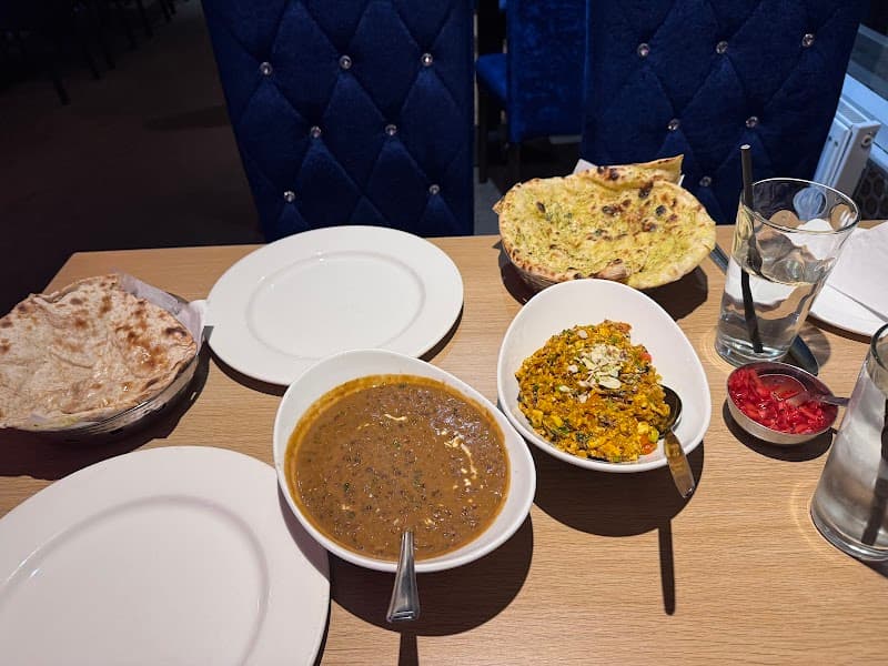 Bombay Leaf