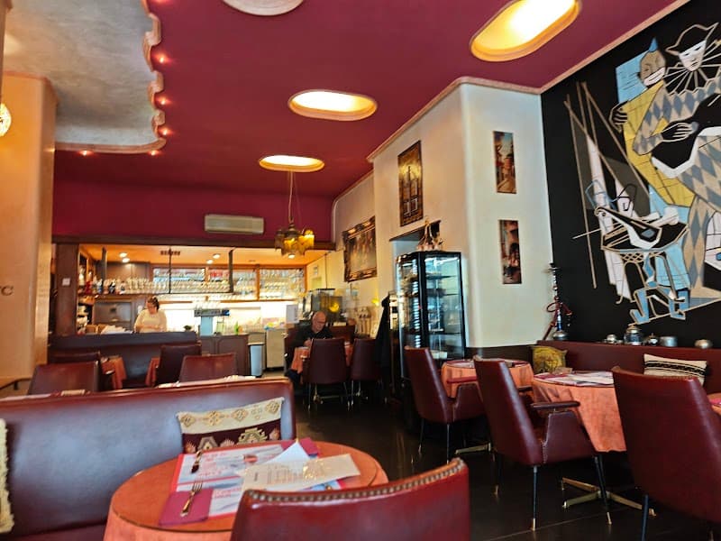 Domino Café Restaurant in Bern