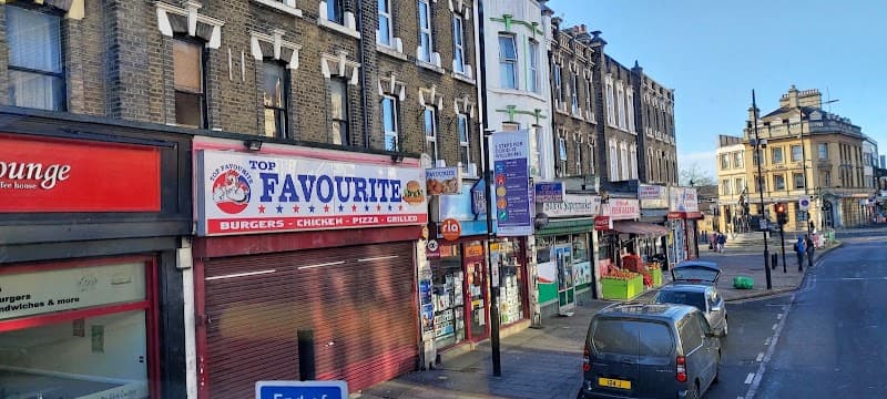 De Café Lounge in Barking