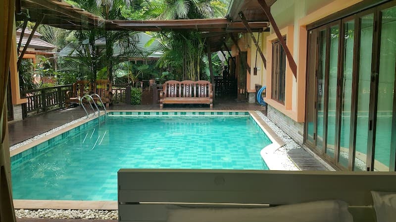 Sripet Hotel in Muang