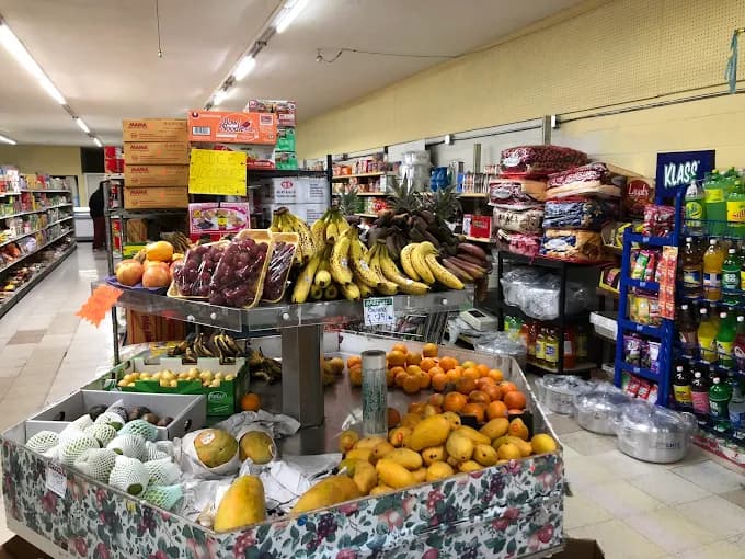 International Supermarket & Café