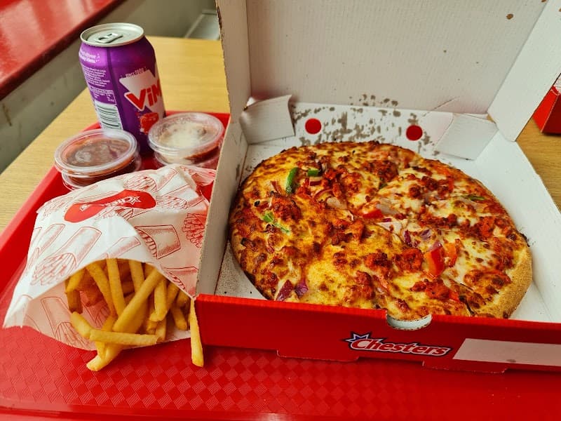 Chester's Chicken & Pizza in Blackburn