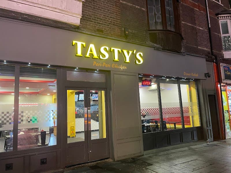 Tasty Fried Chicken in Luton