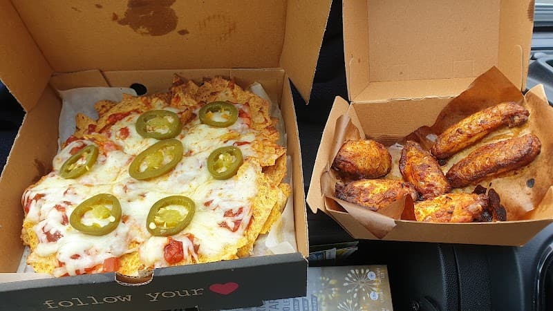 3 For 10 Pizza