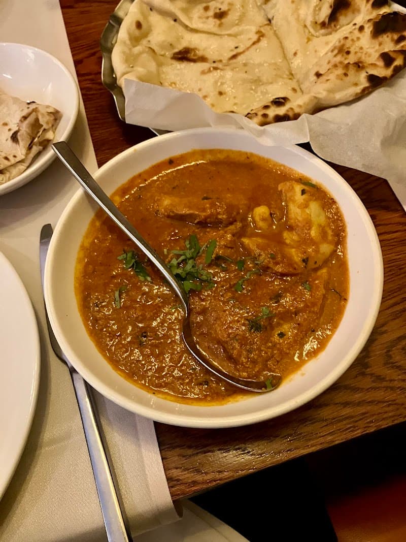 Sheesh Mahal