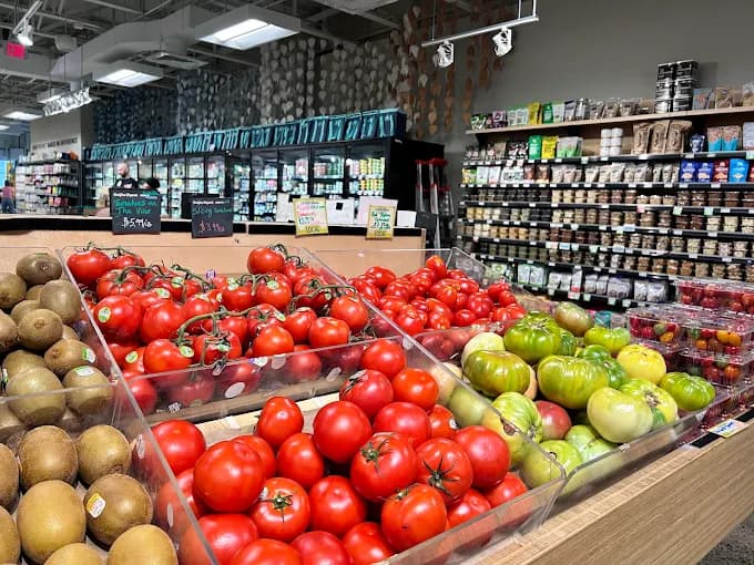 Mom's Organic Market