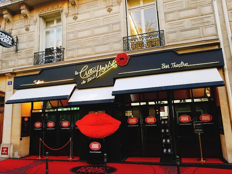 Le Crezy in Paris