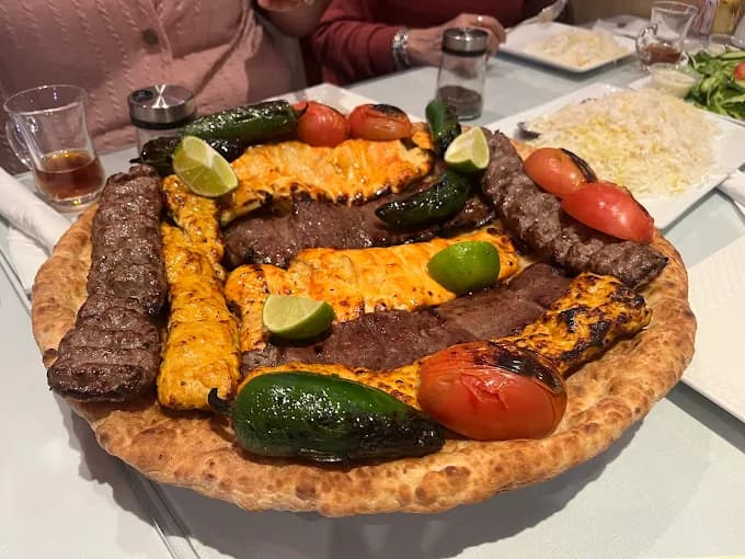 Atlas Mediterranean Kitchen in Simi Valley