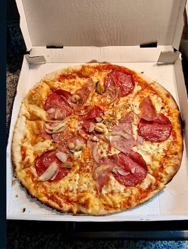 Photo of Chili Pizza