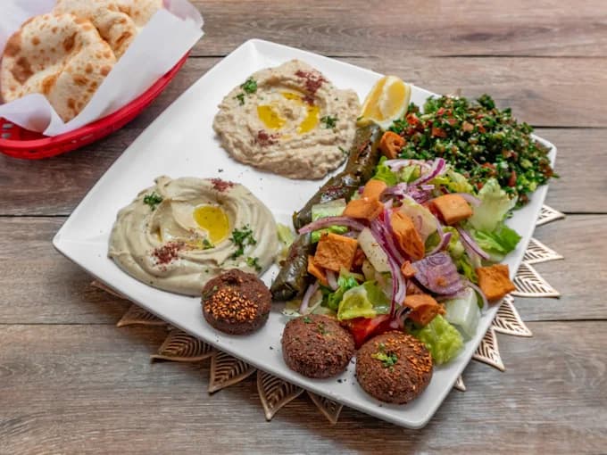 Lama Mediterranean Café