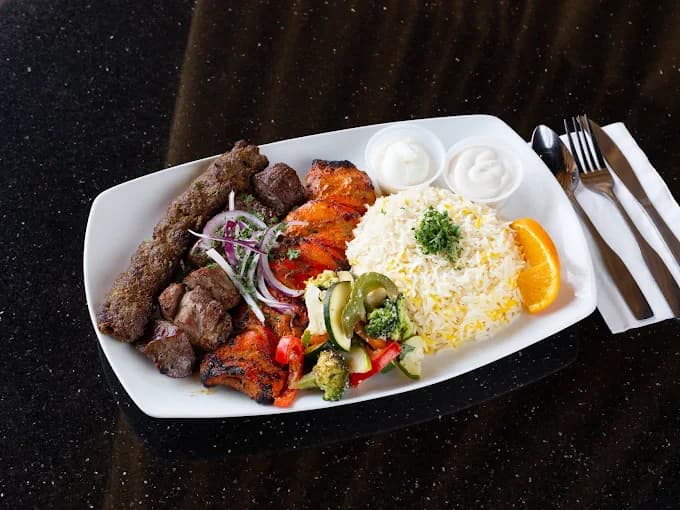 Oasis Lebanese Cuisine in Hillsboro