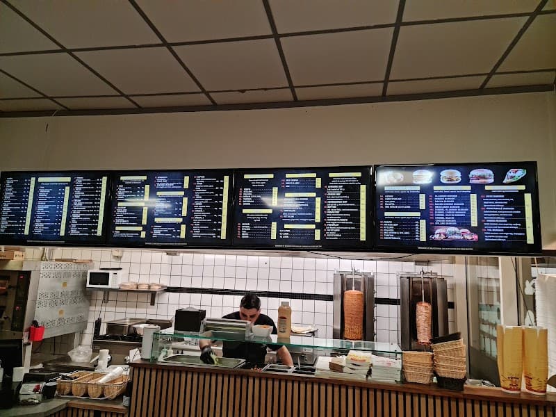 Oasen Shawarma & Pizza House