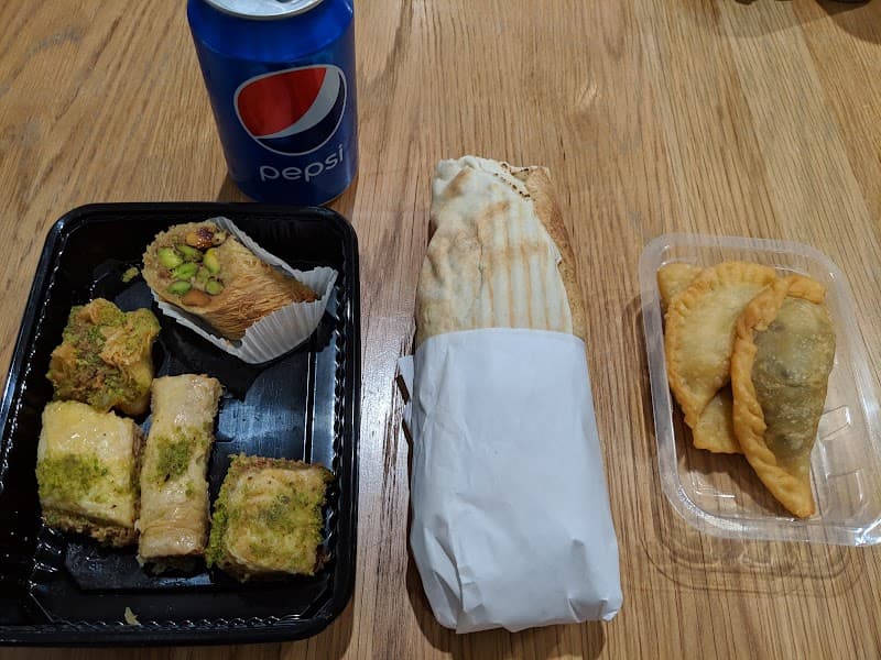 L'etoile du Liban in Paris