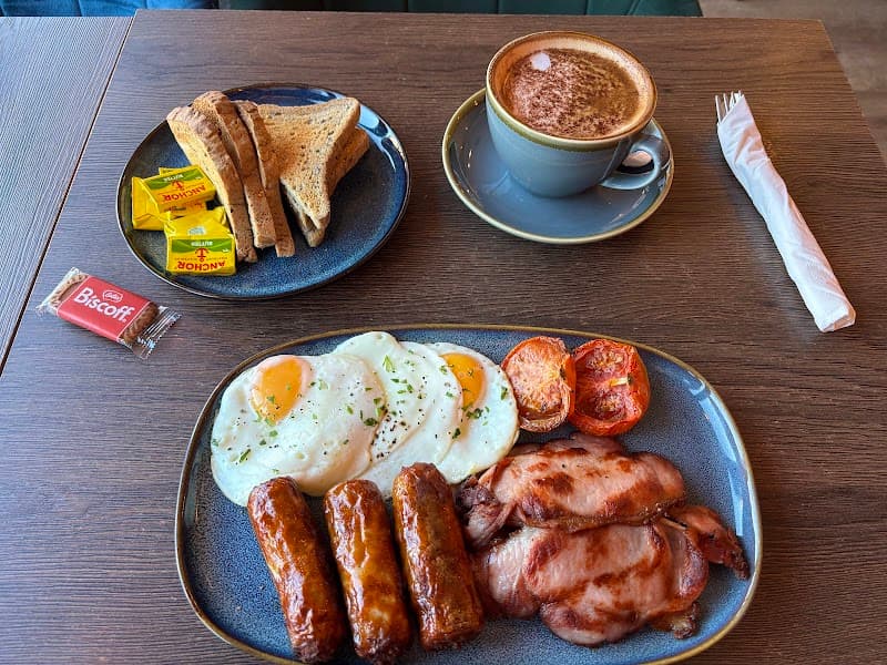 Samys Café & Grill