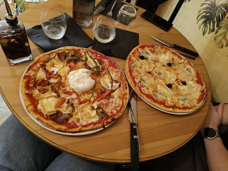 Pizza Pâtes in Toulouse