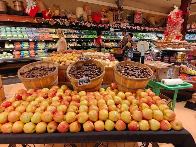 Wynn's Market in Naples