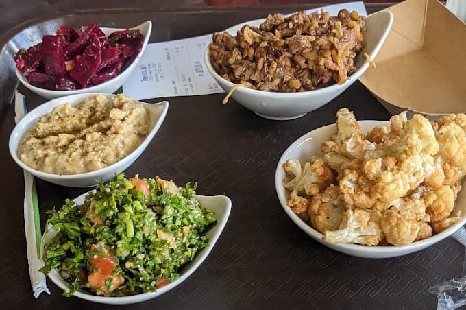 Arpi's Phoenicia Deli