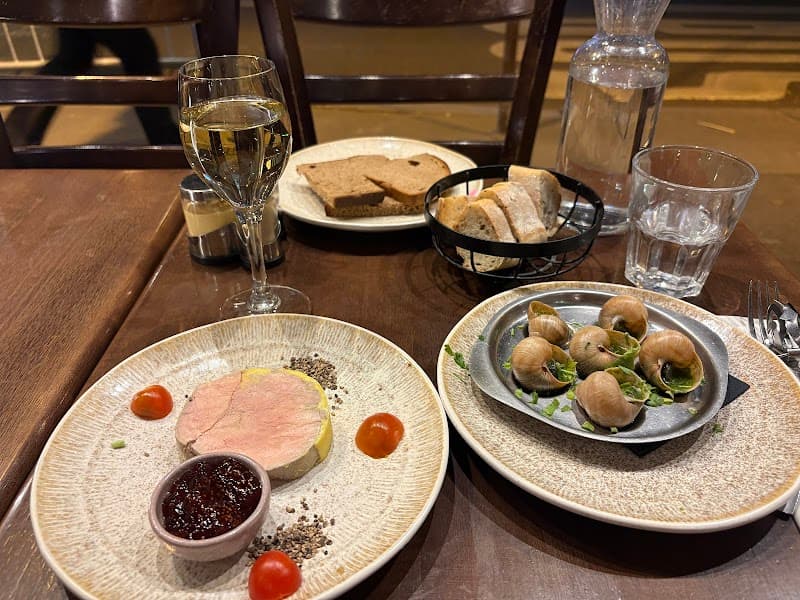 Resto Louvre in Paris