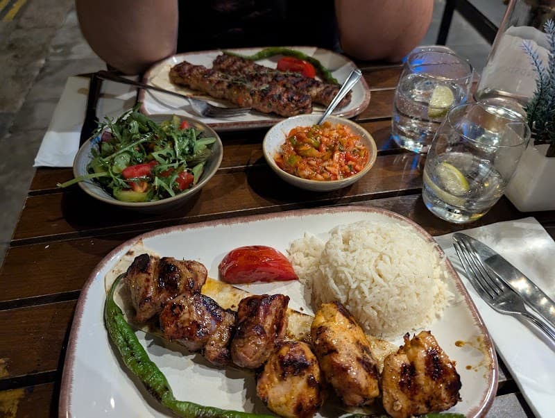 Mem & Laz Brasserie in Islington