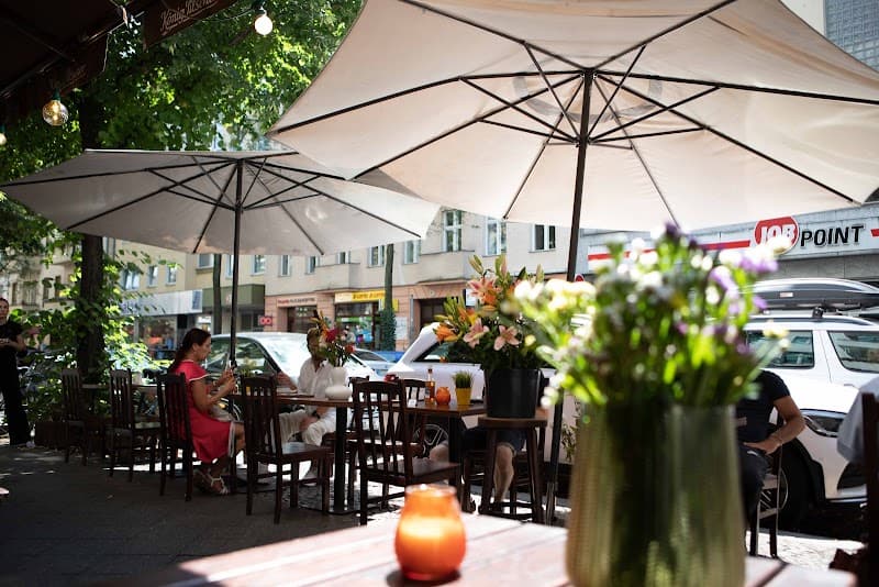 Karun Bistro (II)