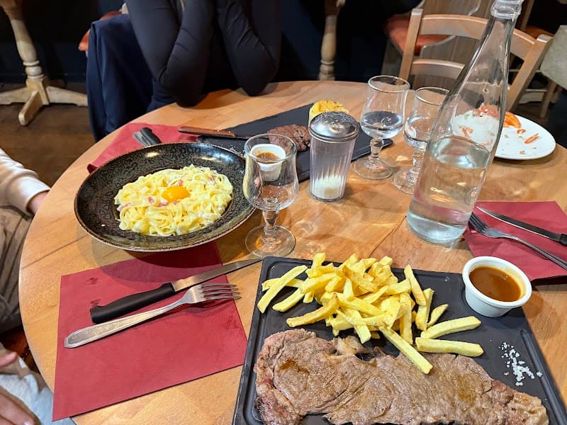 Le Oulala in Paris