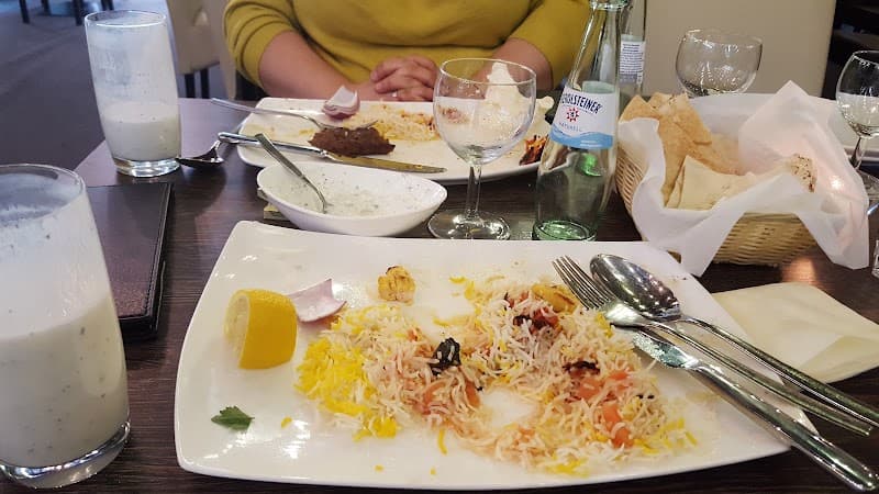 Nayeb in Köln
