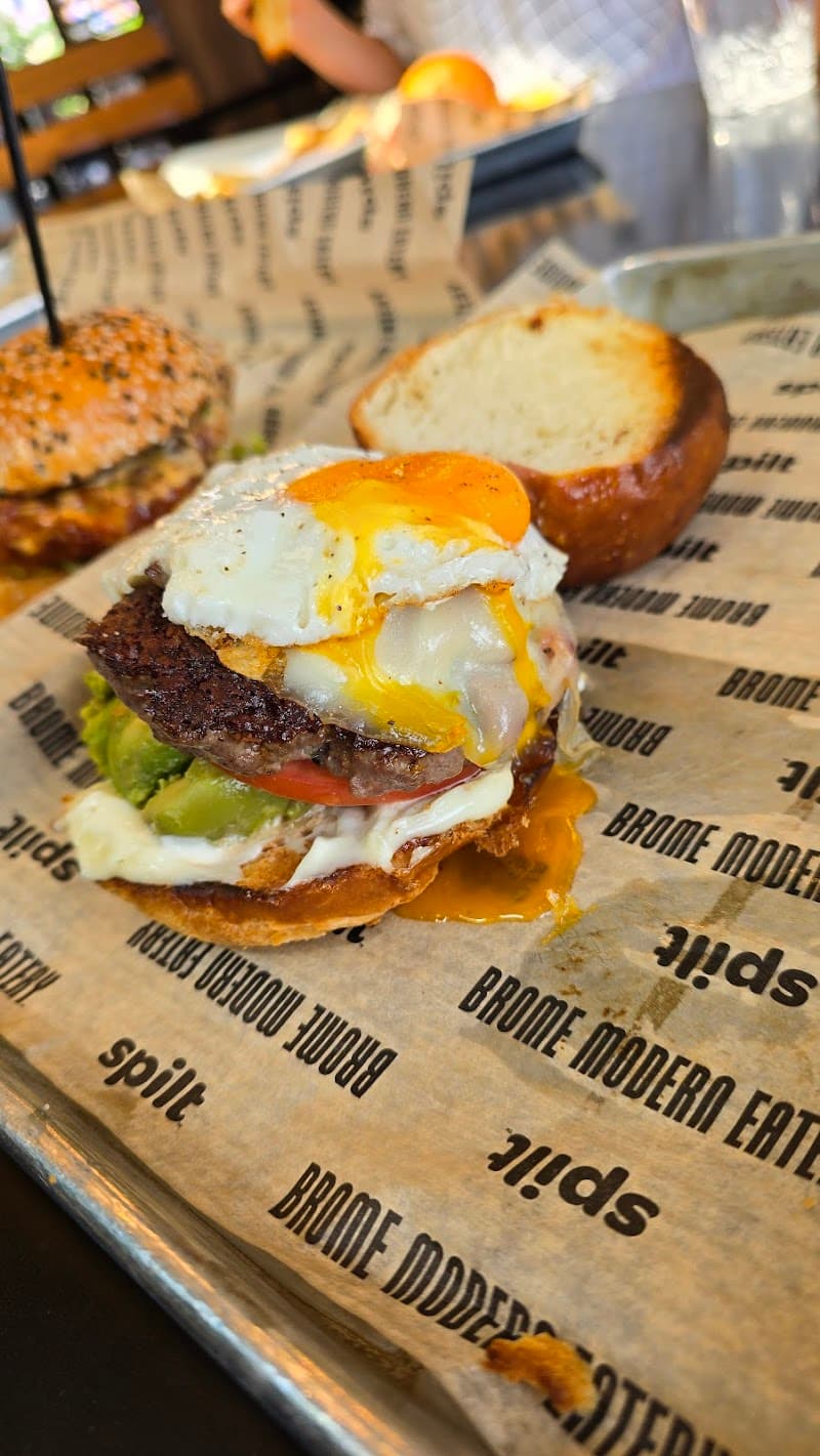 Brome Burgers & Shakes in Dearborn