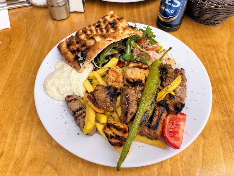 Rosenthaler Grill und Schlemmerbuffet in Prenzlauer Berg