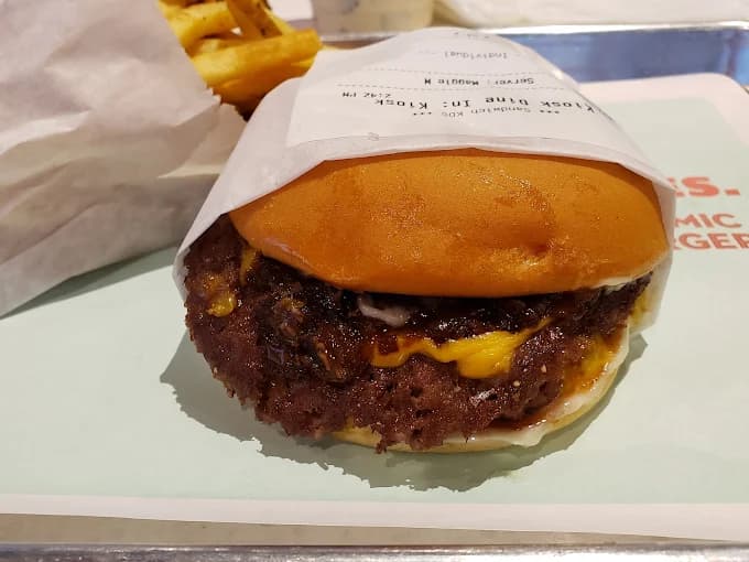 Atomic Burger in Metairie