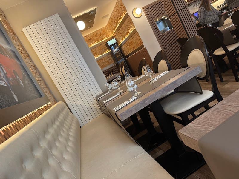 Restaurant Téhéran in Paris