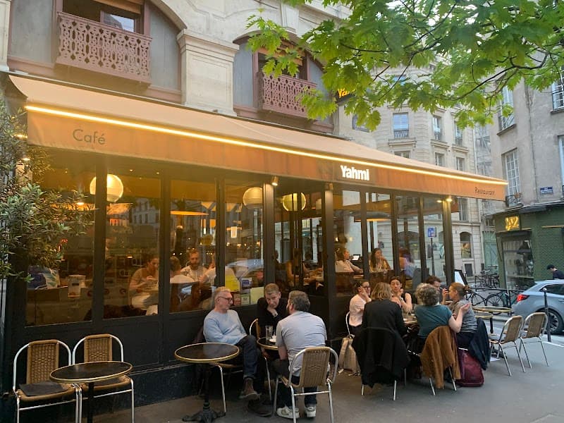 Yahmi in Paris