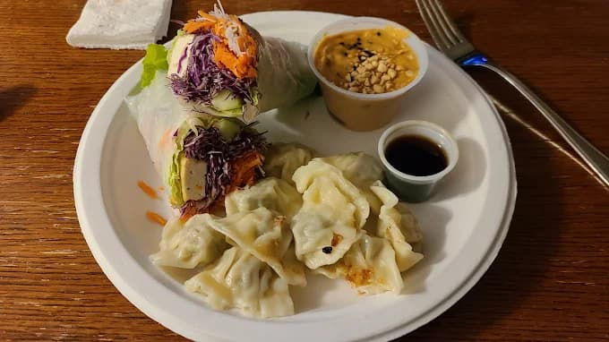 Gin Thai Brasserie in Portland