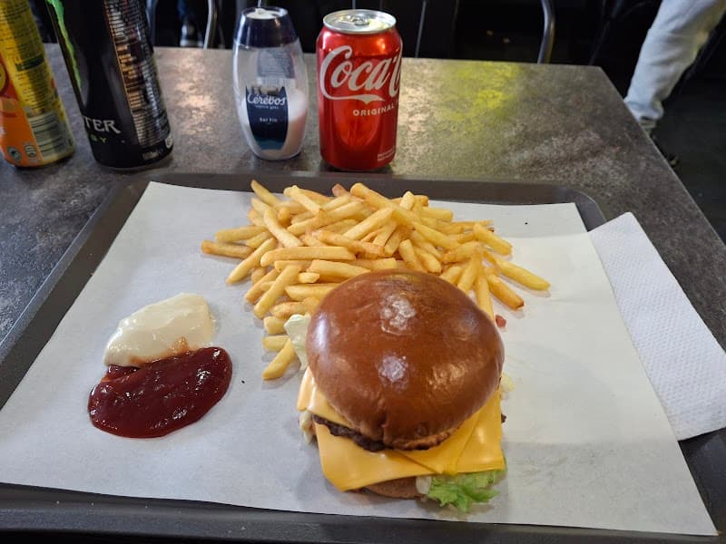 Le Delice Fast Food in Versailles