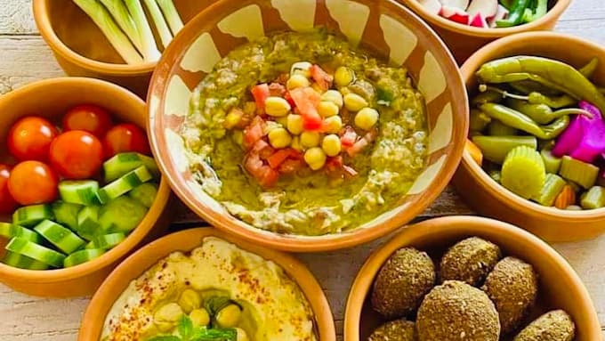 Petra Mediterranean Grill & Grocery