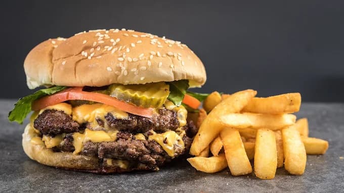 Deen's Cheesesteak & Pizza