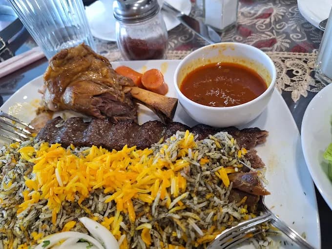 Zeitoon Market & Café